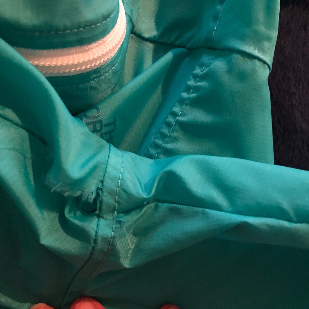 North Face Flyweight Rain Jacket - image 5